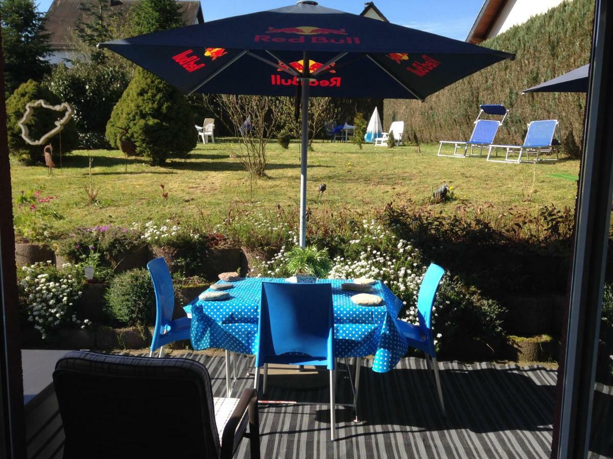 The Place After The Race B&B Müllenbach Buitenkant foto