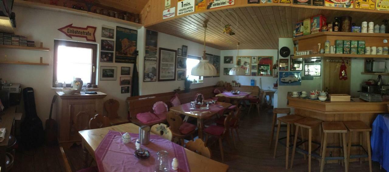 The Place After The Race B&B Müllenbach Buitenkant foto
