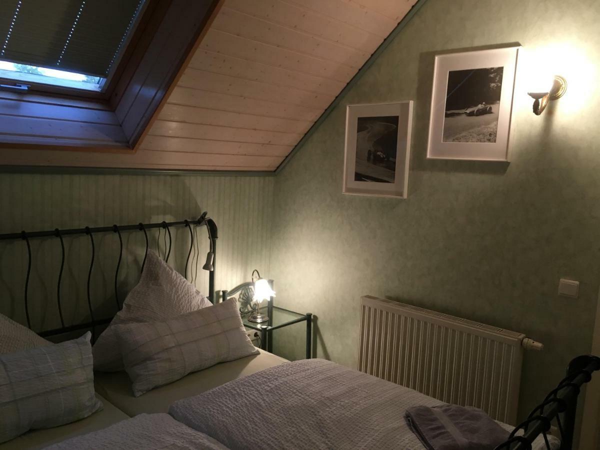 The Place After The Race B&B Müllenbach Buitenkant foto